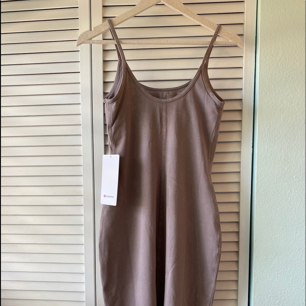 🍋LULULEMON Inner Glow Dress - Picture 4 of 9